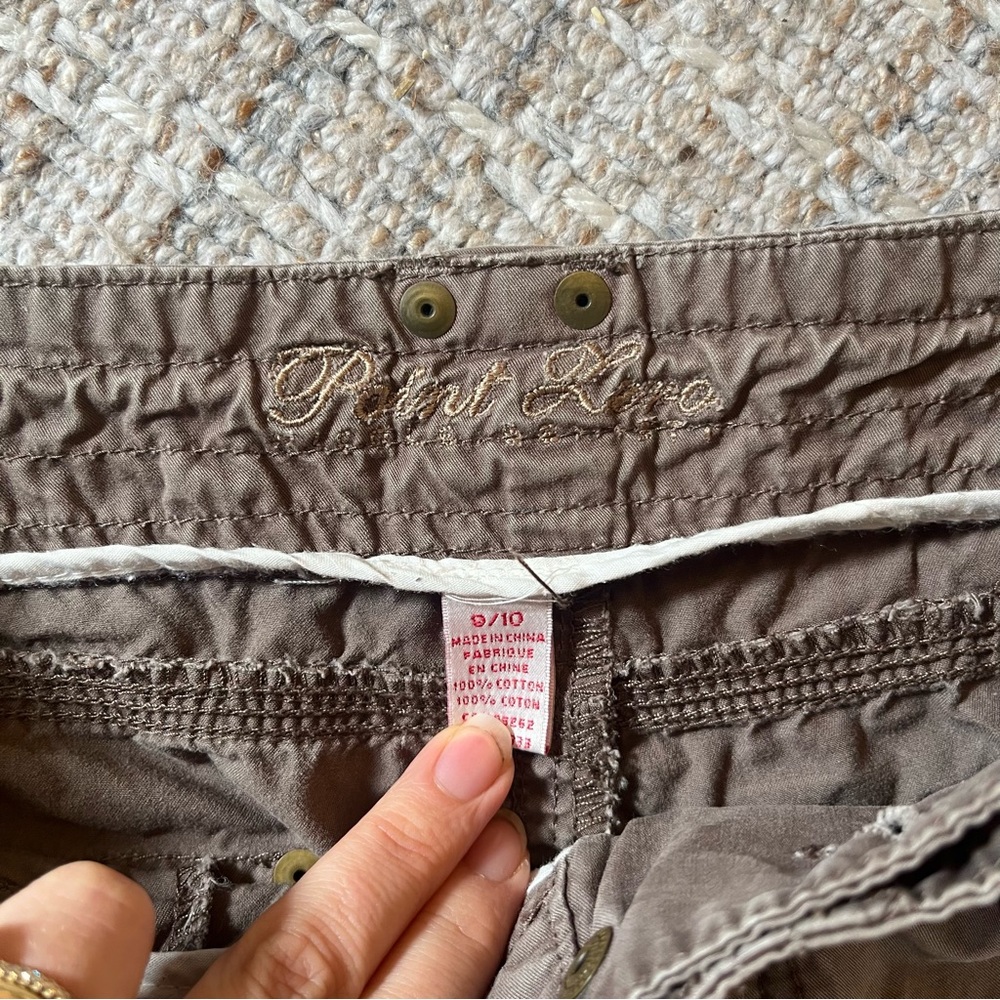 Y2K Point Zero Utility Cargo Bermuda Shorts in Brown Size 9/10 - Picture 3 of 5